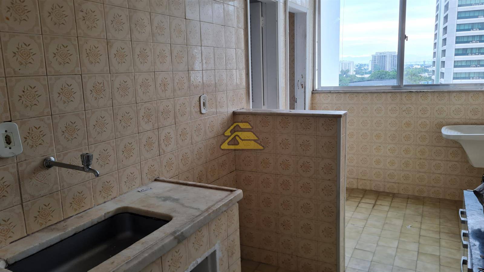 Apartamento à venda com 3 quartos, 83m² - Foto 26