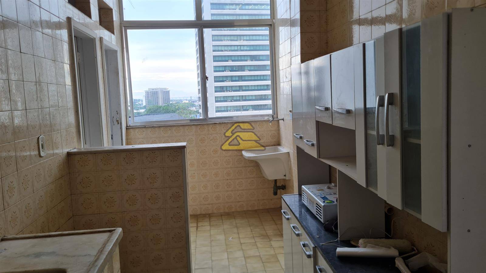 Apartamento à venda com 3 quartos, 83m² - Foto 27