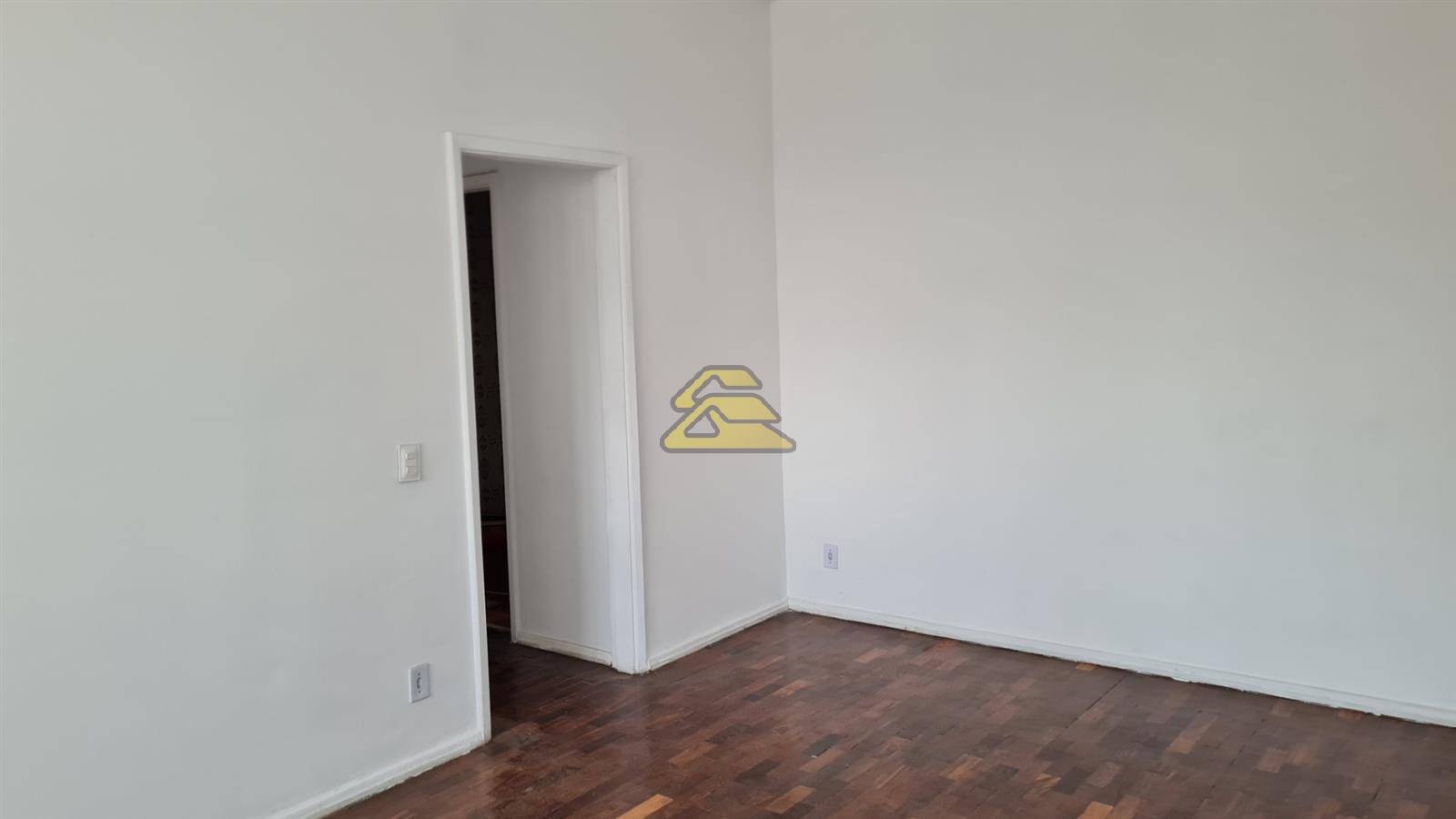 Apartamento à venda com 3 quartos, 83m² - Foto 6