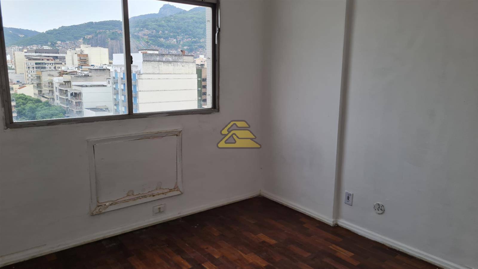 Apartamento à venda com 3 quartos, 83m² - Foto 9