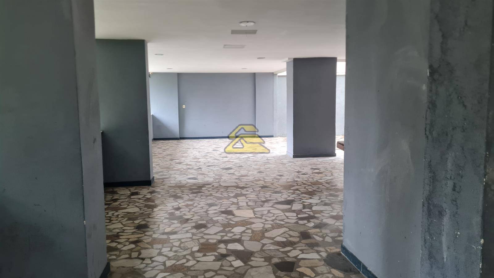Apartamento à venda com 3 quartos, 83m² - Foto 29