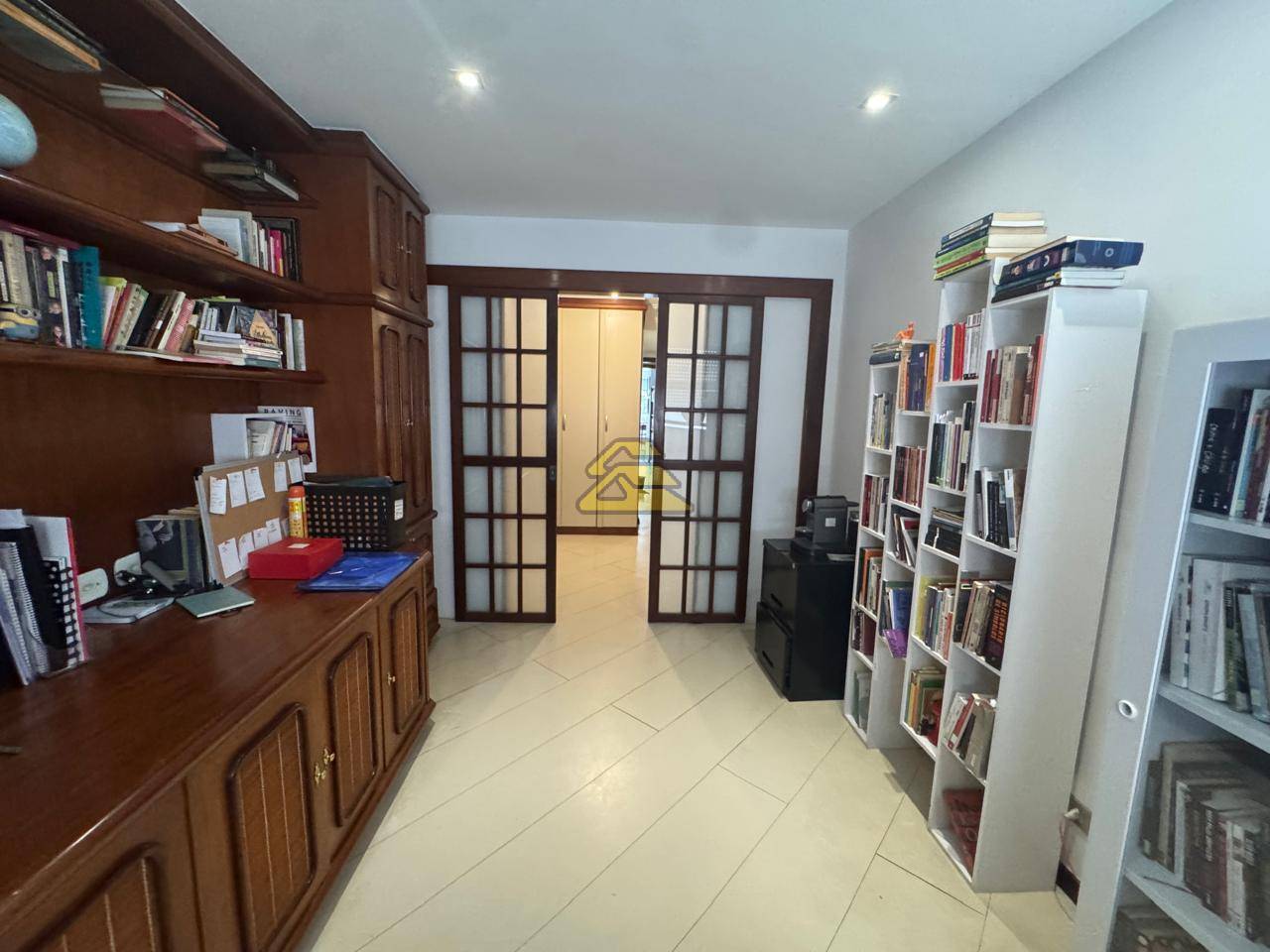 Apartamento à venda com 5 quartos, 301m² - Foto 21