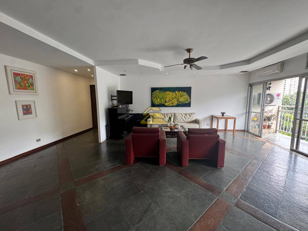 Apartamento à venda com 5 quartos, 301m² - Foto 1