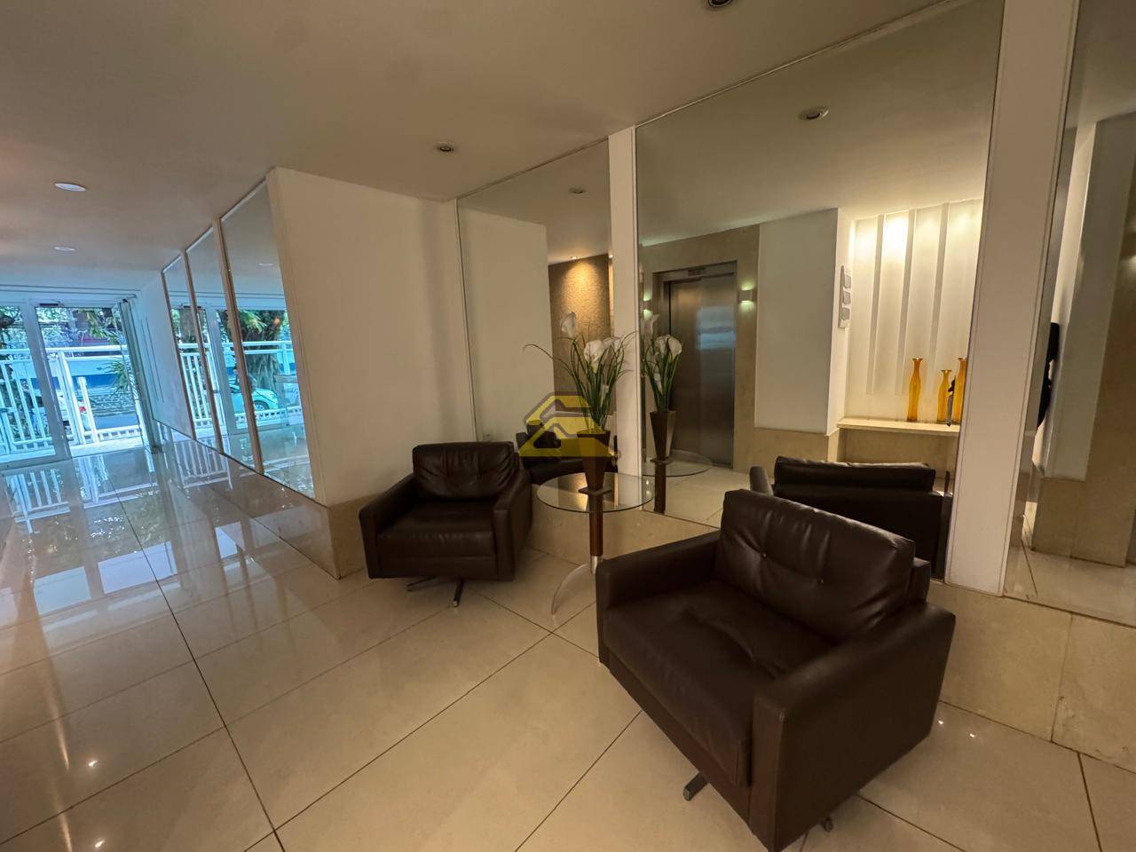 Apartamento à venda com 5 quartos, 301m² - Foto 27