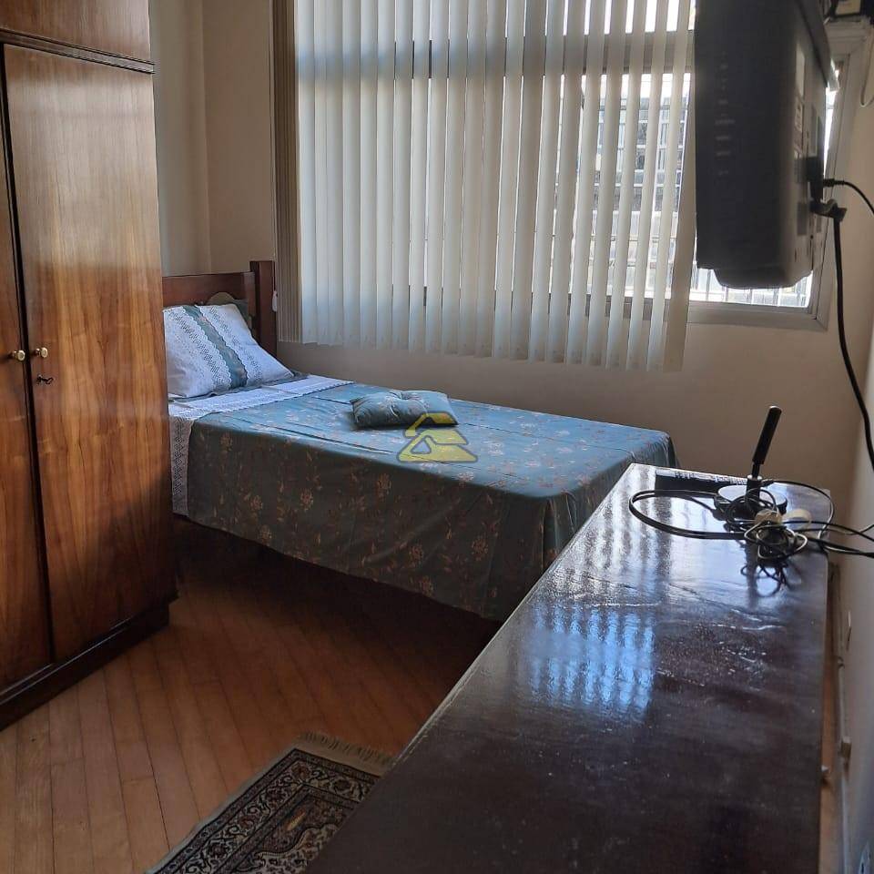 Apartamento à venda com 2 quartos, 64m² - Foto 11