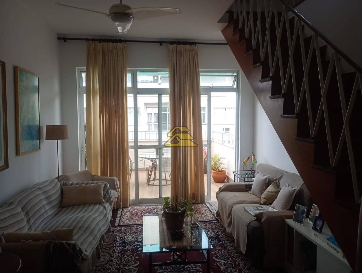 Cobertura à venda com 4 quartos, 206m² - Foto 2