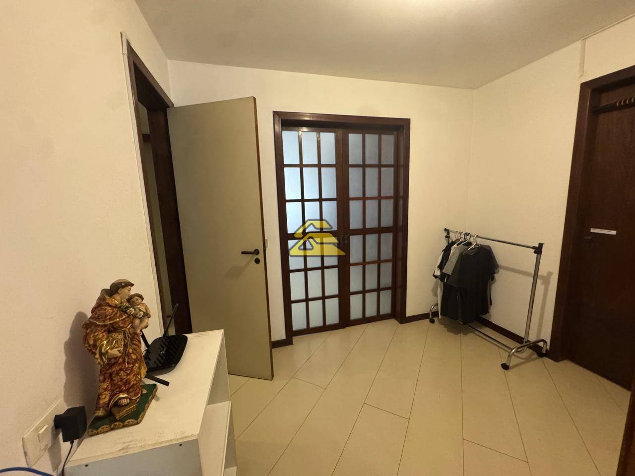 Apartamento à venda com 5 quartos, 301m² - Foto 20