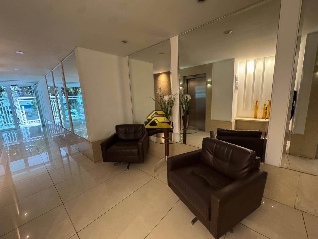 Apartamento à venda com 5 quartos, 301m² - Foto 27
