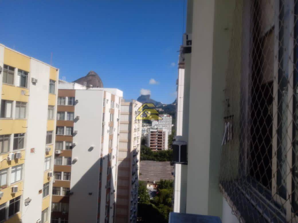 Apartamento à venda com 3 quartos, 85m² - Foto 18