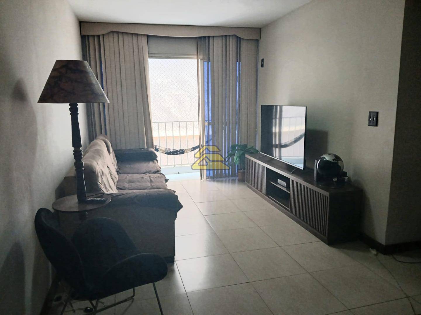 Apartamento à venda com 2 quartos, 60m² - Foto 3