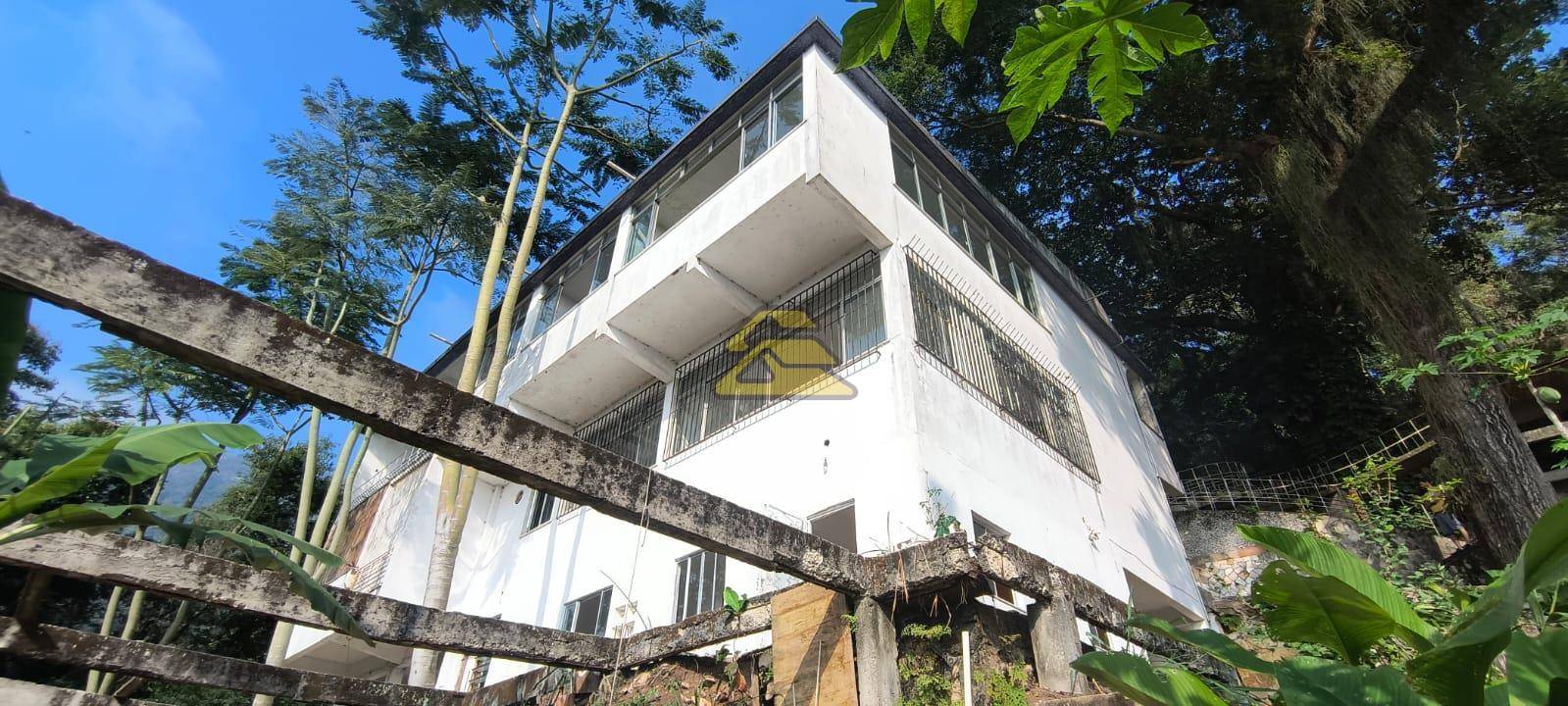 Casa à venda com 9 quartos, 669m² - Foto 3