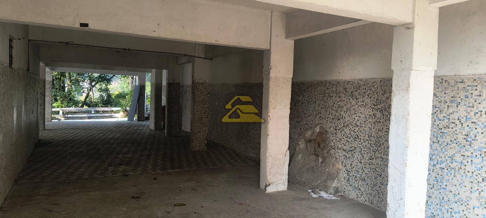 Casa à venda com 9 quartos, 669m² - Foto 10
