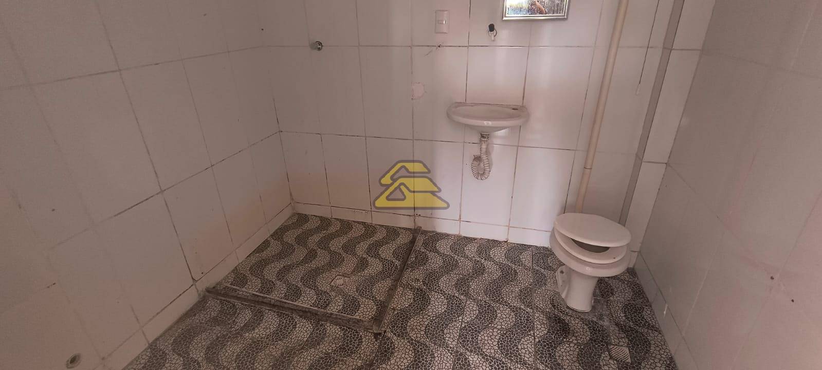 Casa à venda com 9 quartos, 669m² - Foto 24