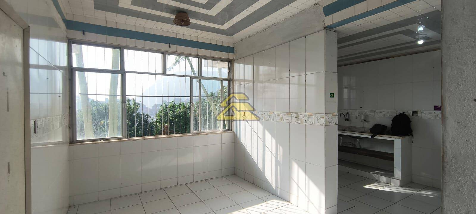 Casa à venda com 9 quartos, 669m² - Foto 35
