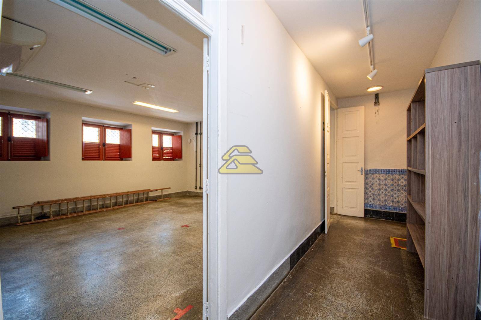 Prédio Inteiro para alugar com 13 quartos, 433m² - Foto 23