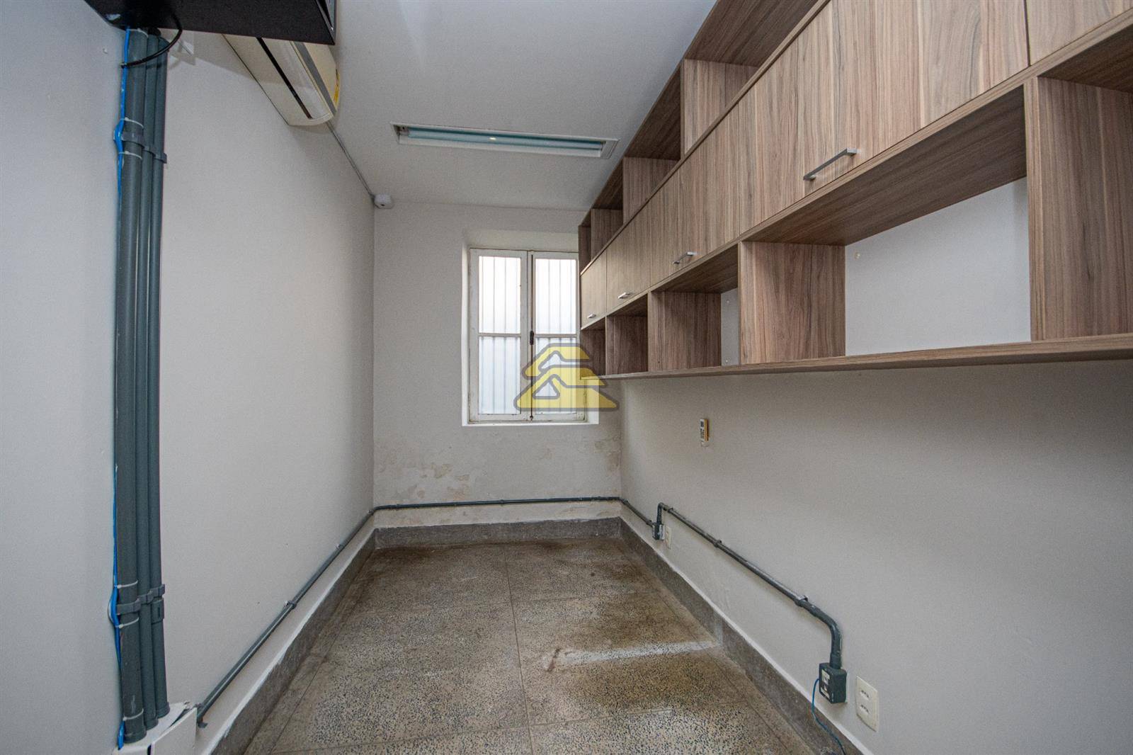 Prédio Inteiro para alugar com 13 quartos, 433m² - Foto 25