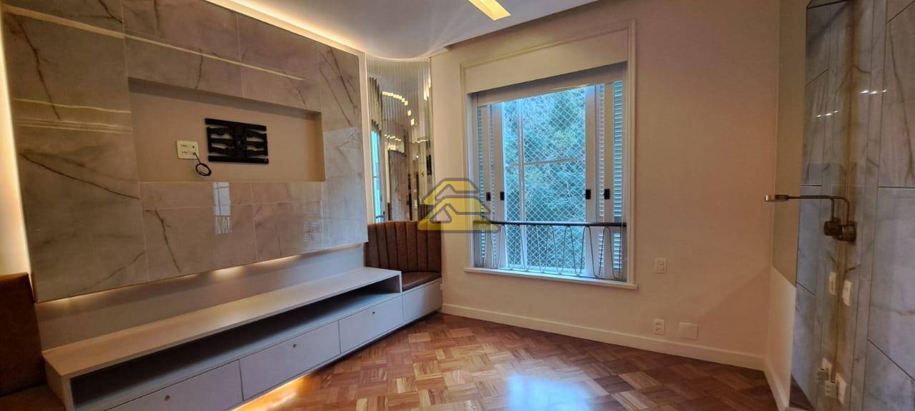 Apartamento para alugar com 4 quartos, 407m² - Foto 17