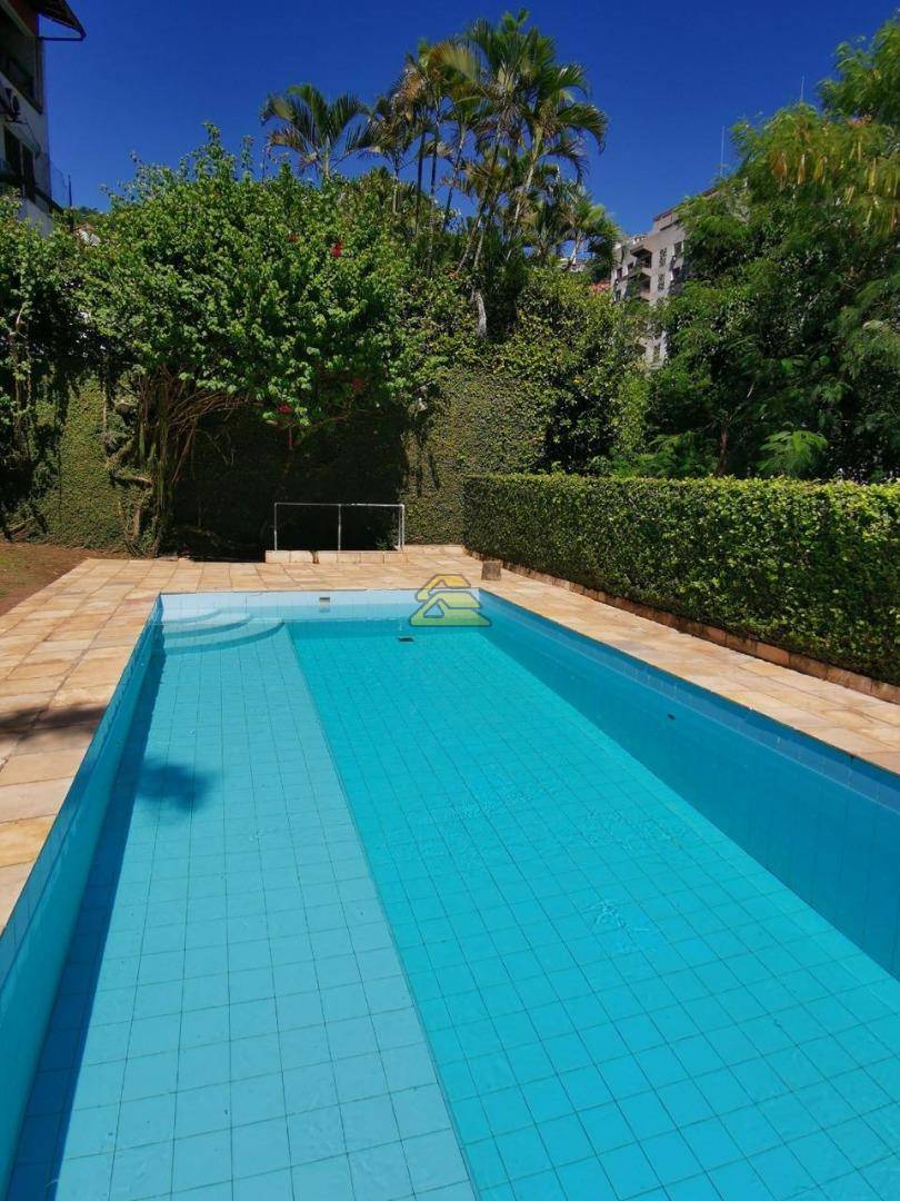 Casa para alugar com 6 quartos, 307m² - Foto 35