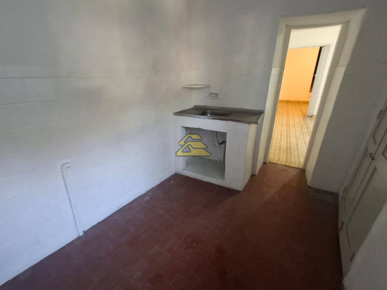 Casa à venda com 3 quartos, 129m² - Foto 18