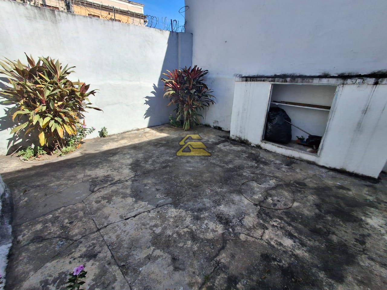 Casa à venda com 3 quartos, 129m² - Foto 13