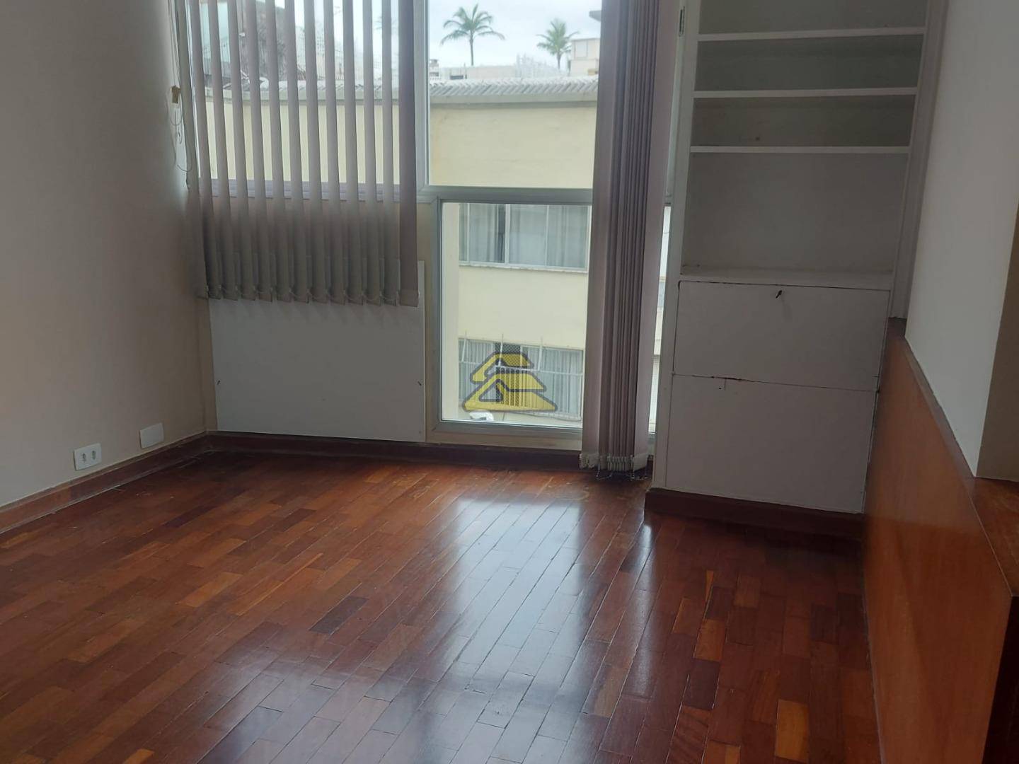 Apartamento para alugar com 3 quartos, 129m² - Foto 15