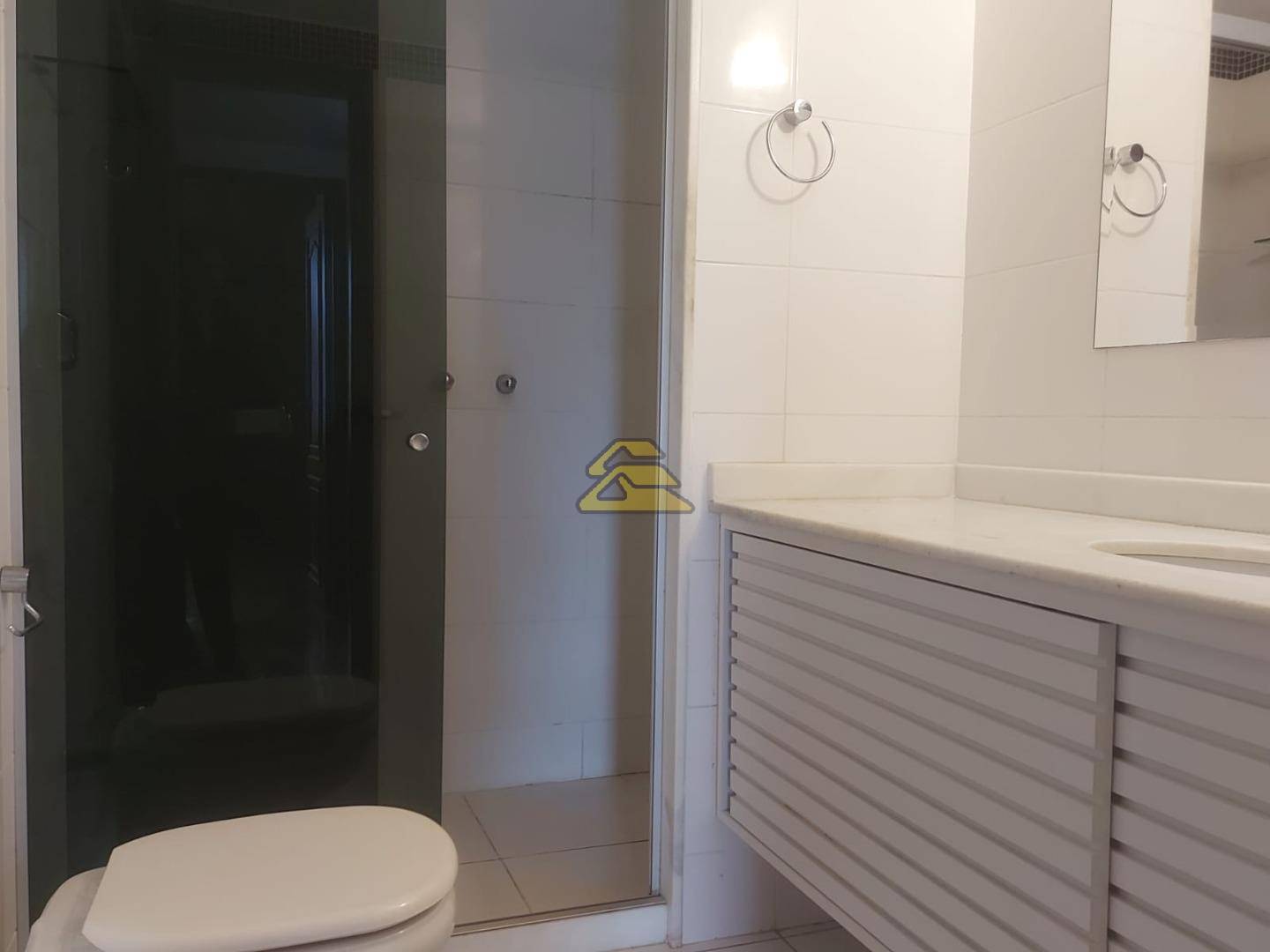 Apartamento para alugar com 3 quartos, 129m² - Foto 20
