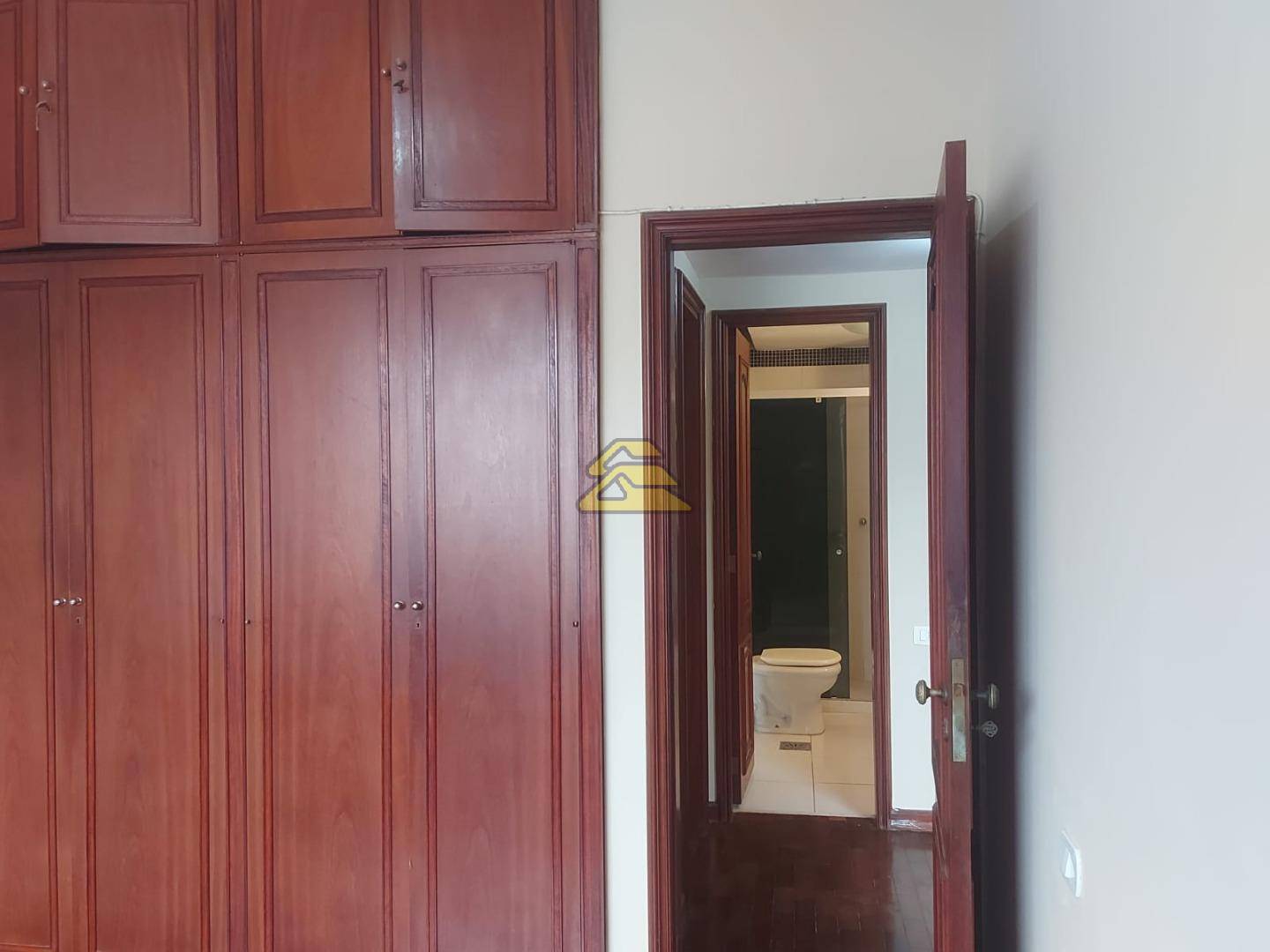 Apartamento para alugar com 3 quartos, 129m² - Foto 21