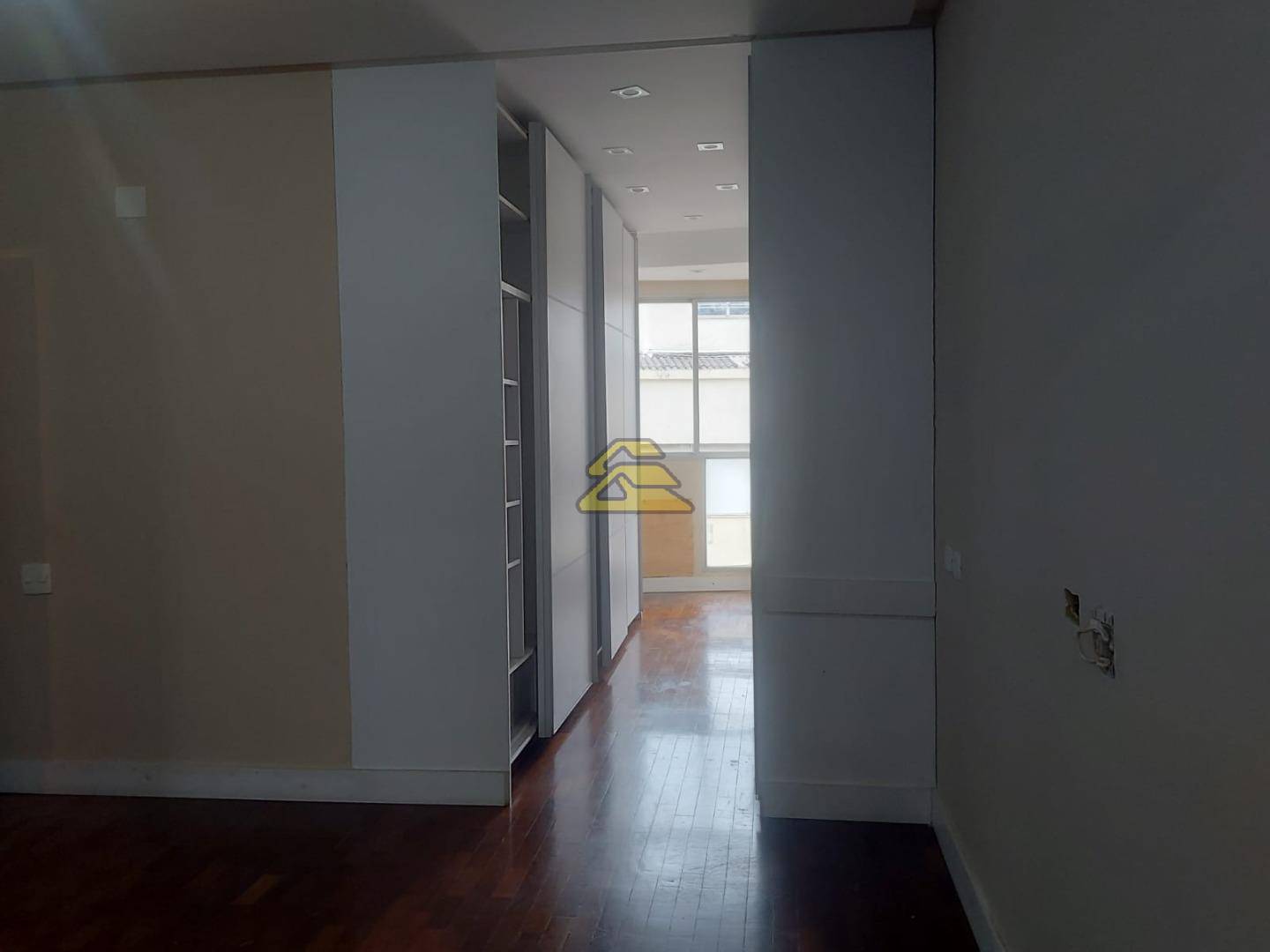 Apartamento para alugar com 3 quartos, 129m² - Foto 31
