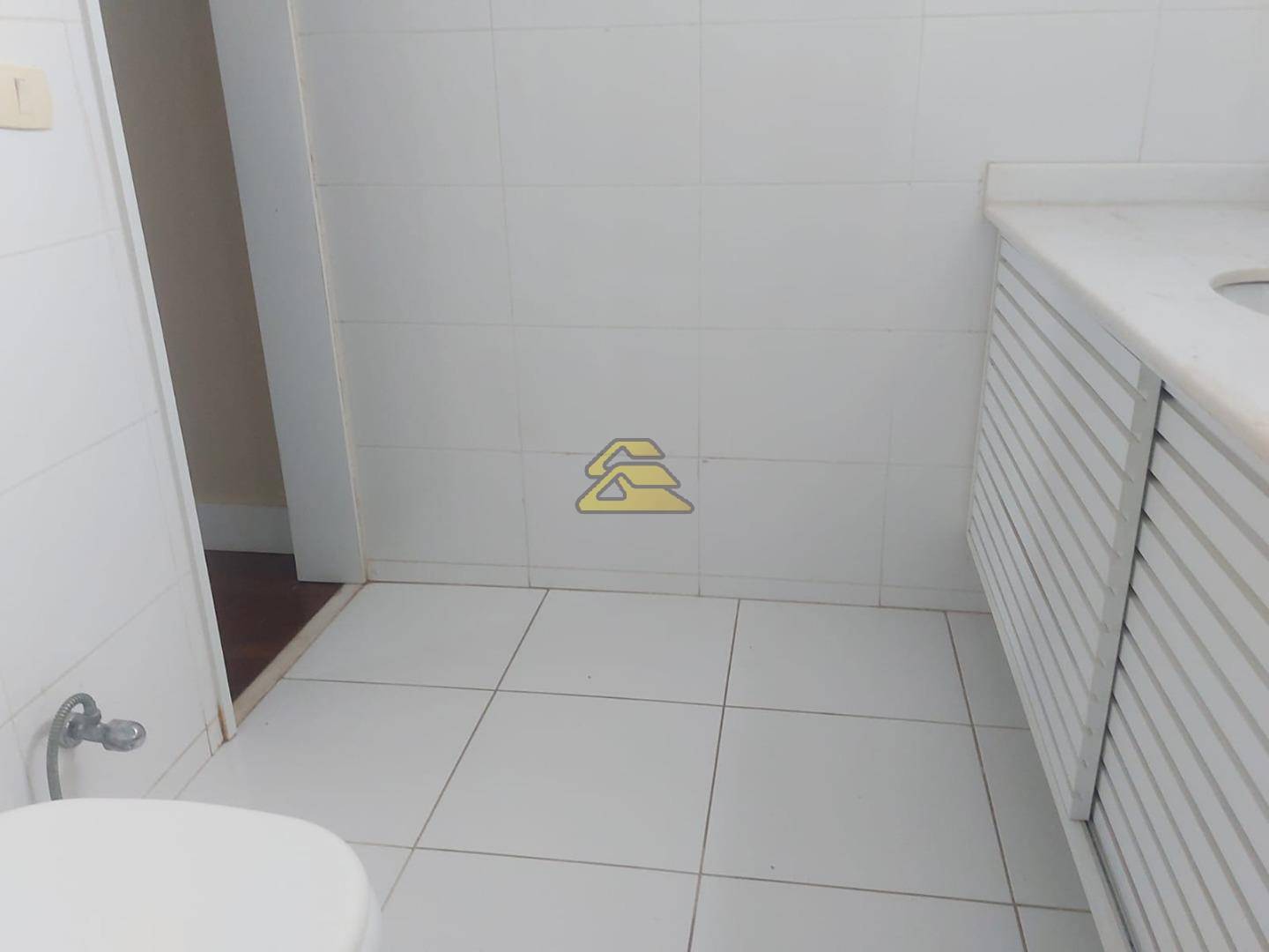Apartamento para alugar com 3 quartos, 129m² - Foto 32