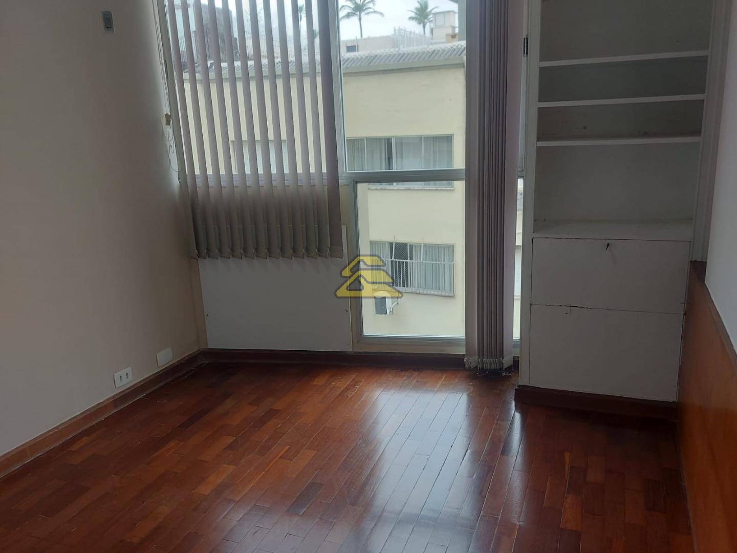 Apartamento para alugar com 3 quartos, 129m² - Foto 41