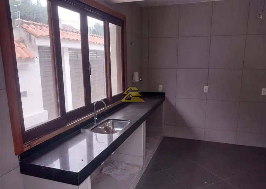 Casa à venda com 3 quartos, 523m² - Foto 11