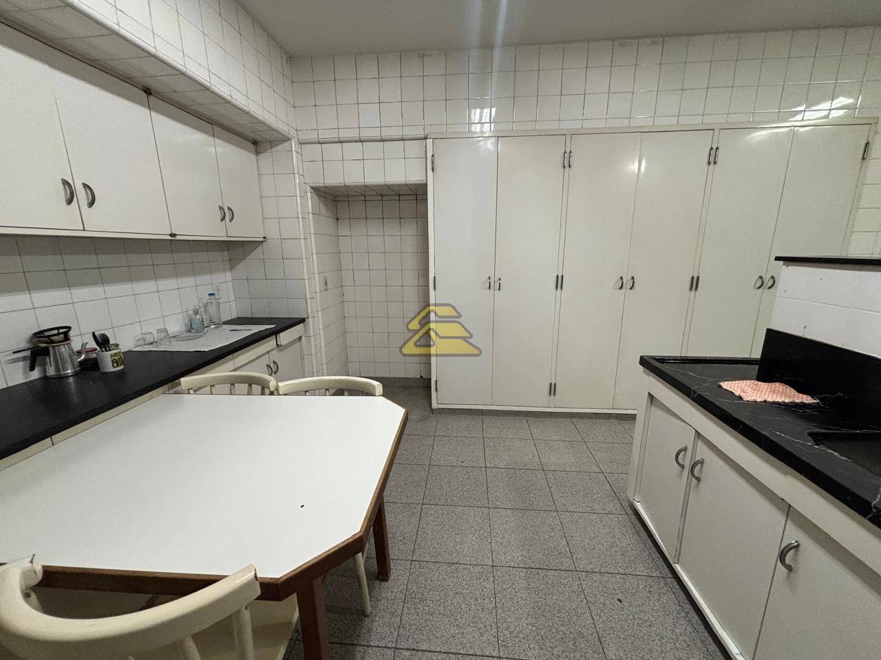 Apartamento para alugar com 4 quartos, 490m² - Foto 32