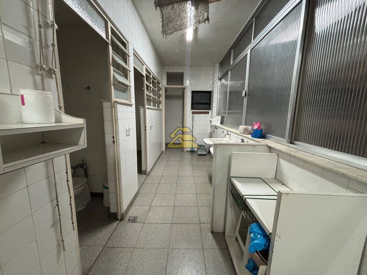 Apartamento para alugar com 4 quartos, 490m² - Foto 41