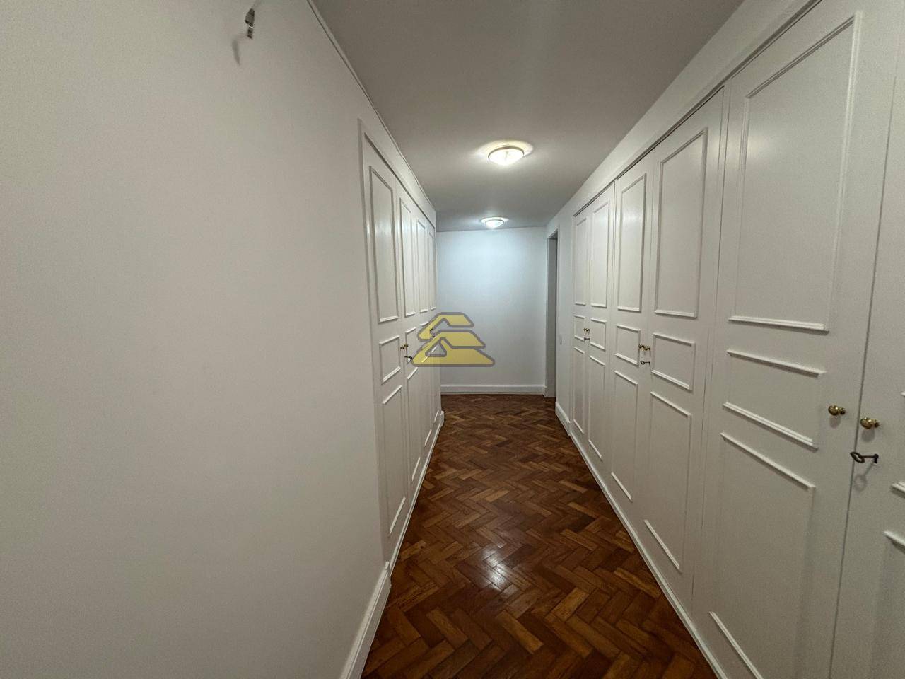 Apartamento para alugar com 4 quartos, 490m² - Foto 22