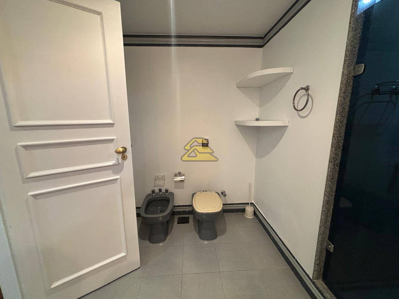 Apartamento para alugar com 4 quartos, 490m² - Foto 24