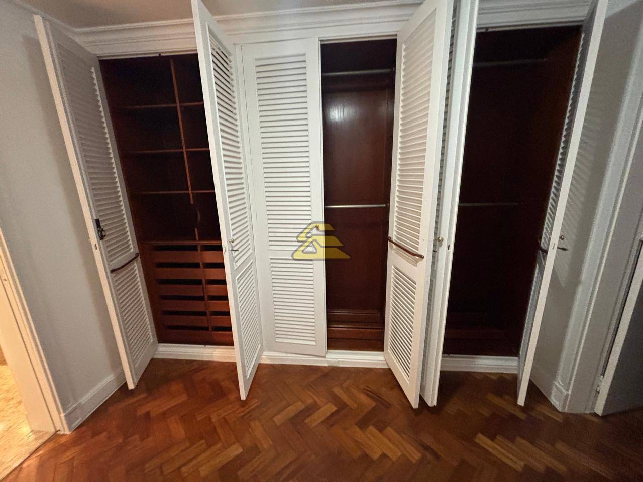 Apartamento para alugar com 4 quartos, 490m² - Foto 29