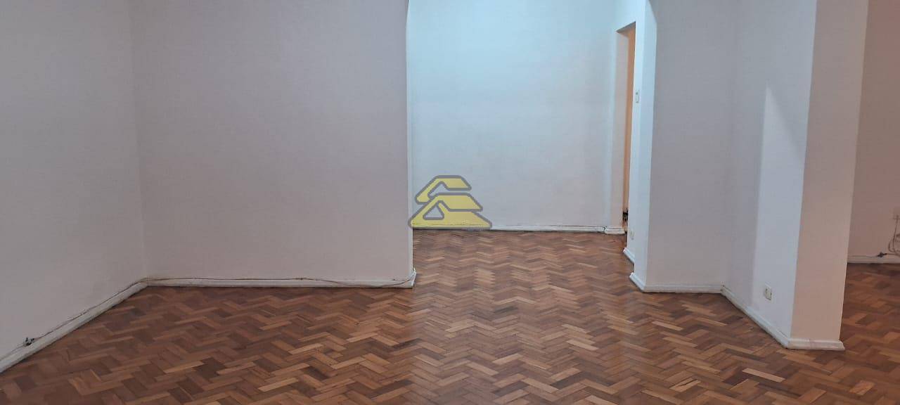 Apartamento para alugar com 3 quartos, 160m² - Foto 13