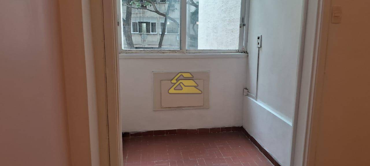 Apartamento para alugar com 3 quartos, 160m² - Foto 27
