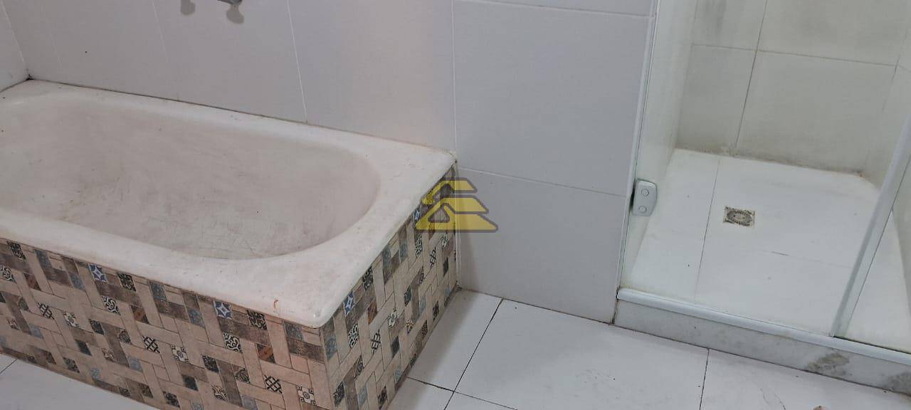 Apartamento para alugar com 3 quartos, 160m² - Foto 29