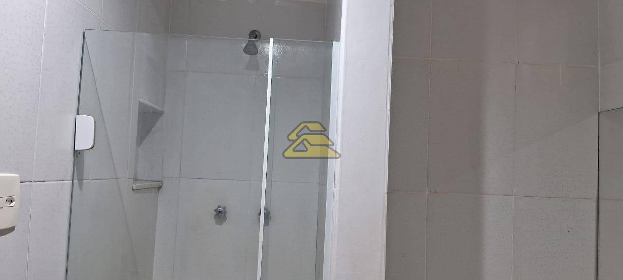Apartamento para alugar com 3 quartos, 160m² - Foto 32