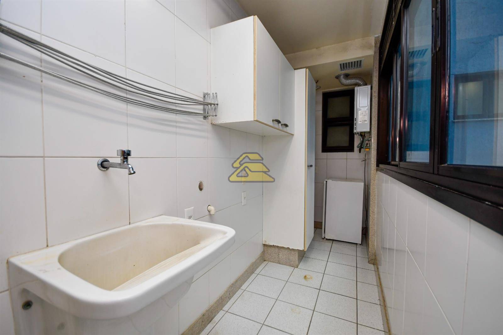 Apartamento à venda com 4 quartos, 209m² - Foto 26
