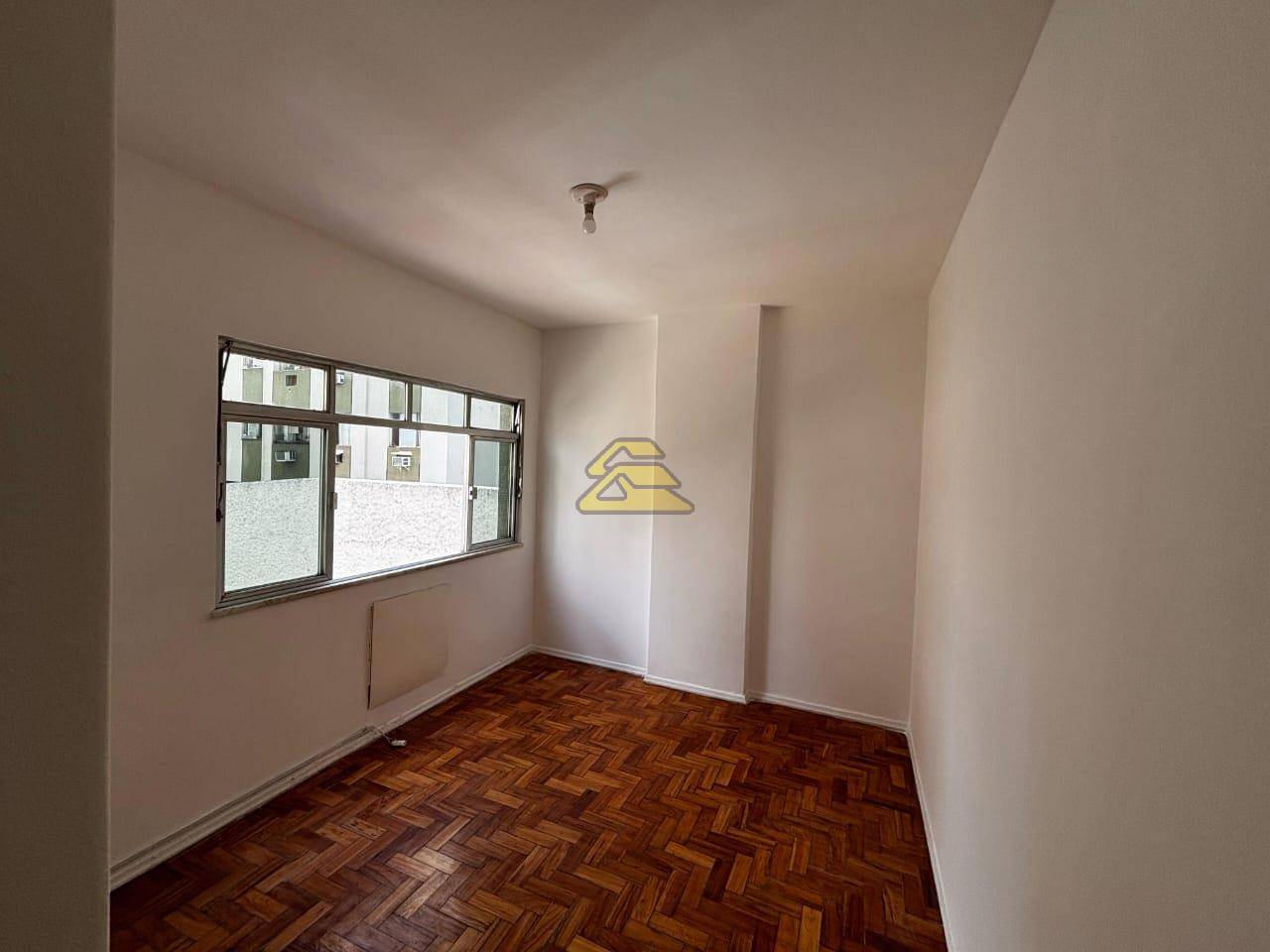 Apartamento à venda com 2 quartos, 73m² - Foto 5