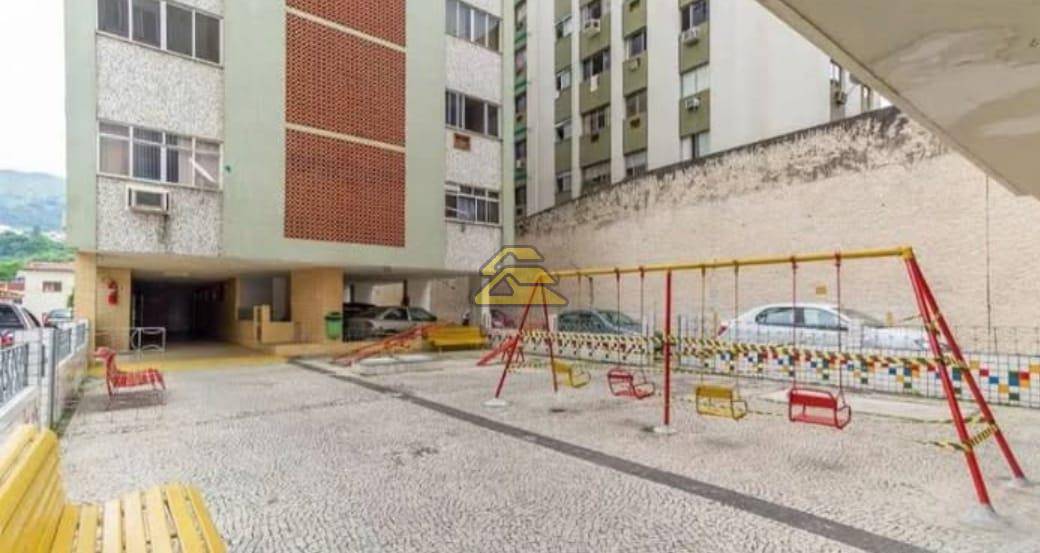 Apartamento à venda com 2 quartos, 73m² - Foto 1