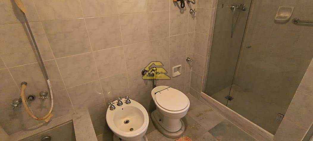 Apartamento à venda com 3 quartos, 224m² - Foto 17