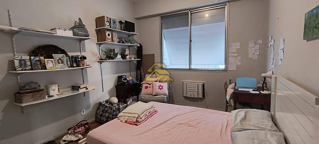 Apartamento à venda com 3 quartos, 224m² - Foto 9