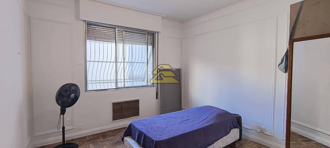Apartamento à venda com 3 quartos, 224m² - Foto 10
