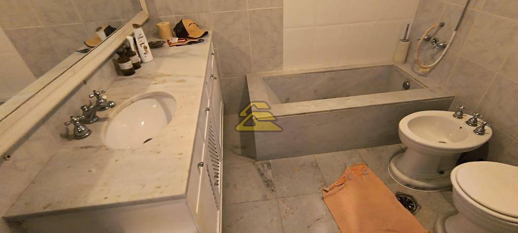 Apartamento à venda com 3 quartos, 224m² - Foto 16