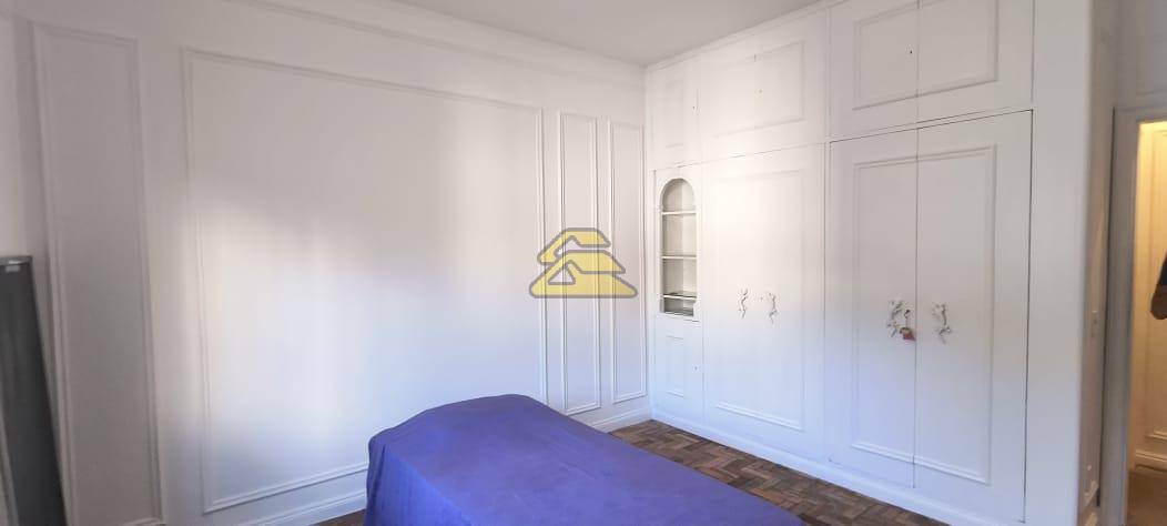 Apartamento à venda com 3 quartos, 224m² - Foto 11