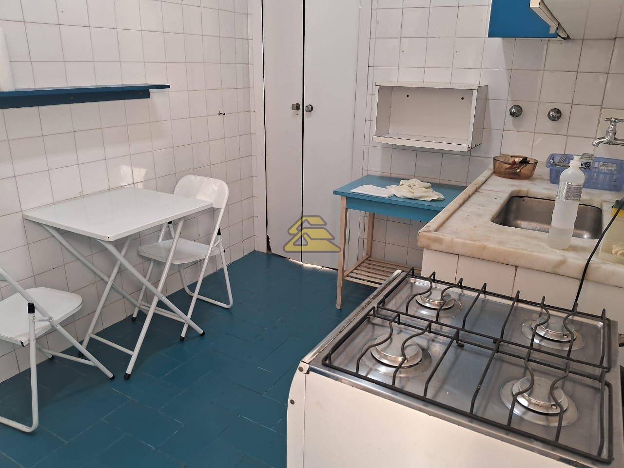 Apartamento para alugar com 3 quartos, 101m² - Foto 17