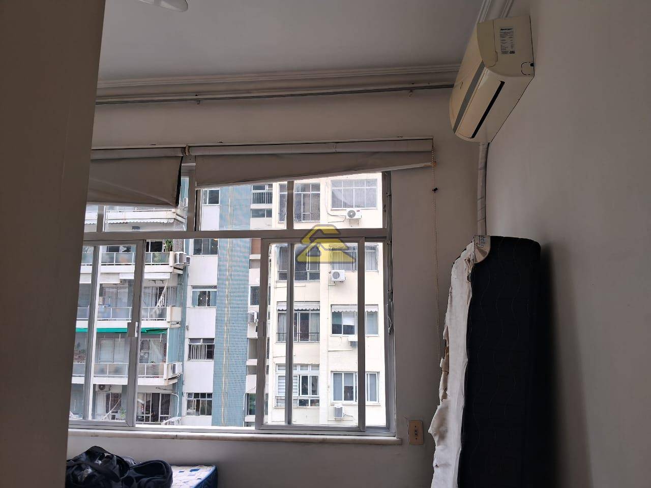 Apartamento para alugar com 3 quartos, 101m² - Foto 12